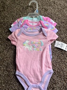 Kidgets Pink Unicorn 'Believe in Magic' Bodysuit Set